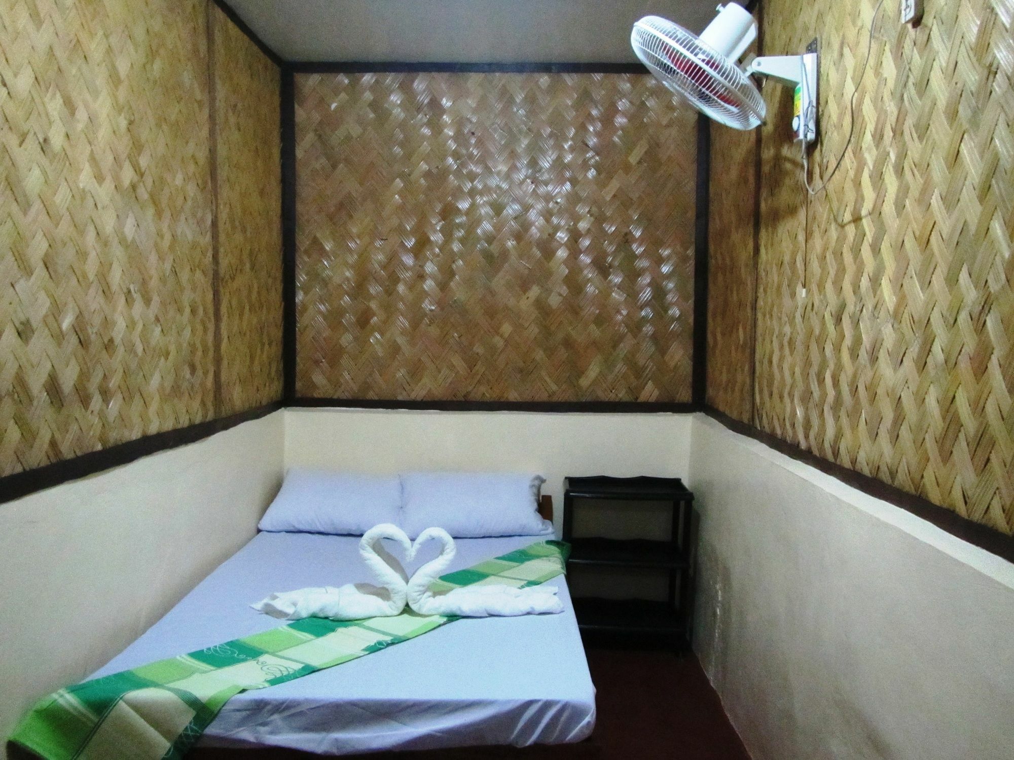 Coron Guapos Guesthouse Exterior photo